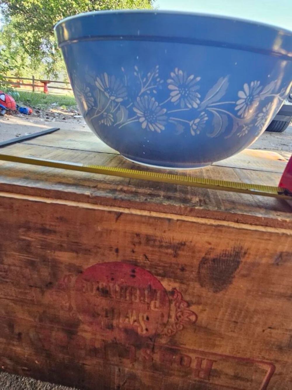 Vintage Pyrex Blue Daisy Floral Mixing Bowl 402 1.5 Qt Cinderella Style